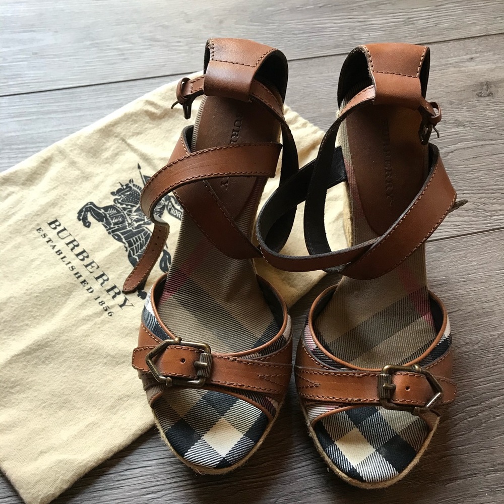 Leather Wedged Sandals (Burberry House Check)